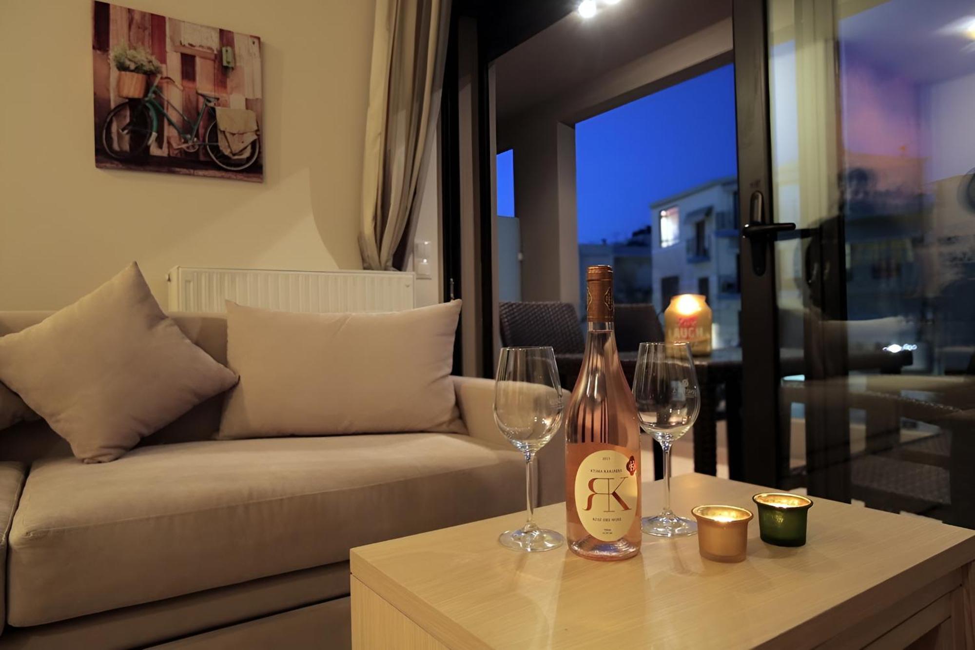 Onyx City Center Apartment With Parking Heraklion  Екстер'єр фото