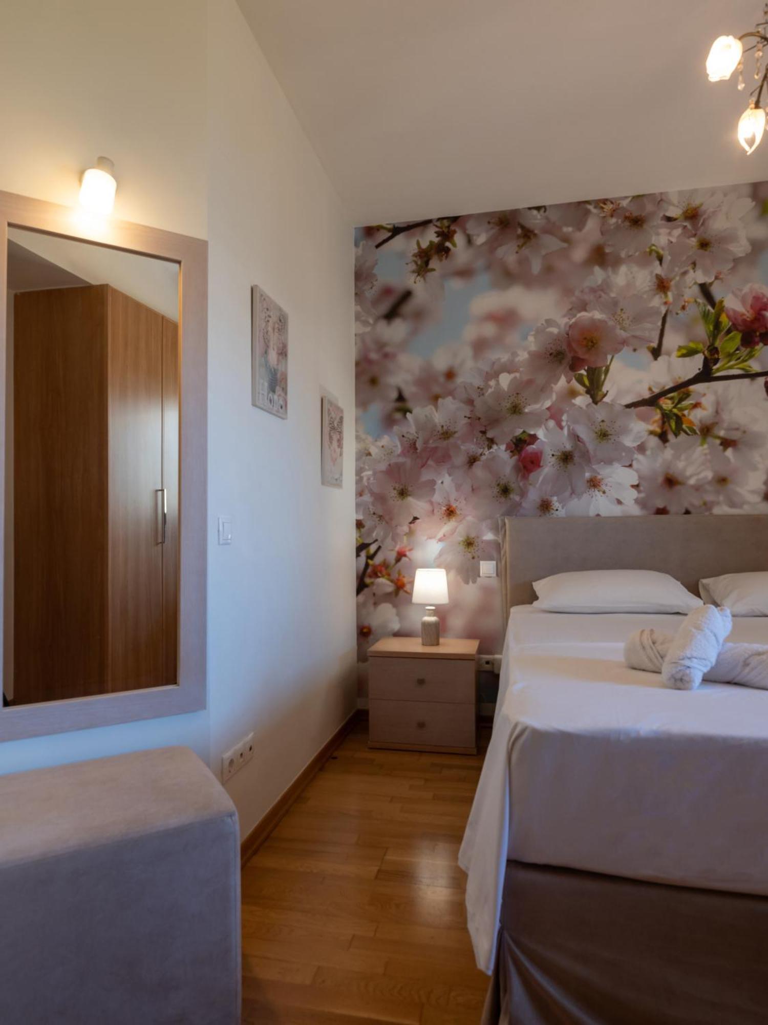 Onyx City Center Apartment With Parking Heraklion  Екстер'єр фото